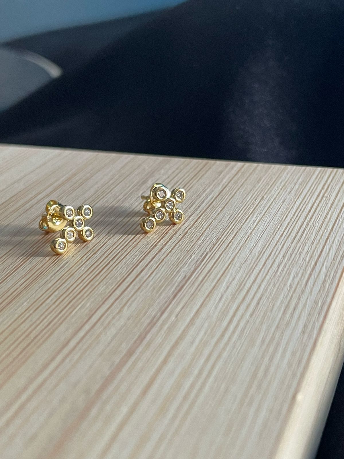 ARETES MAJESTIC G