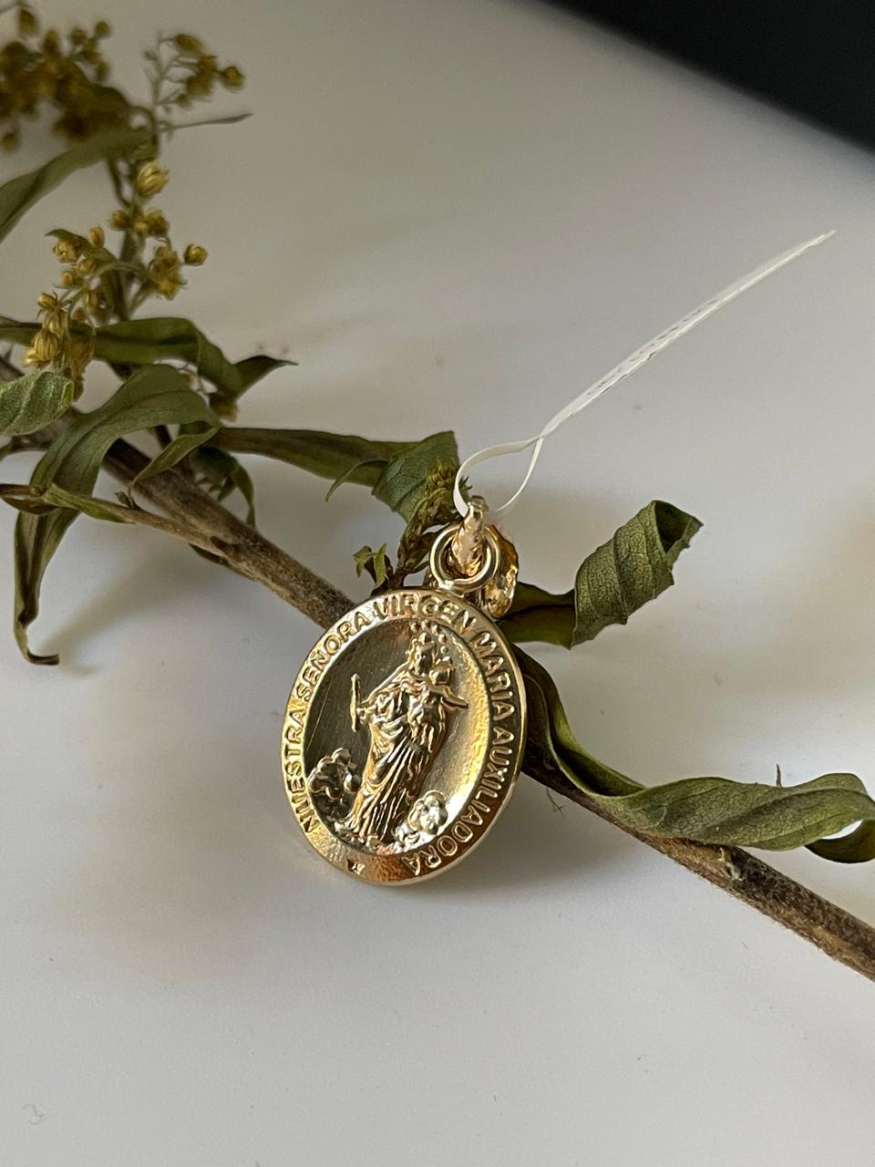 DIJE VIRGEN MARIA AUXILIADORA MEDIANA