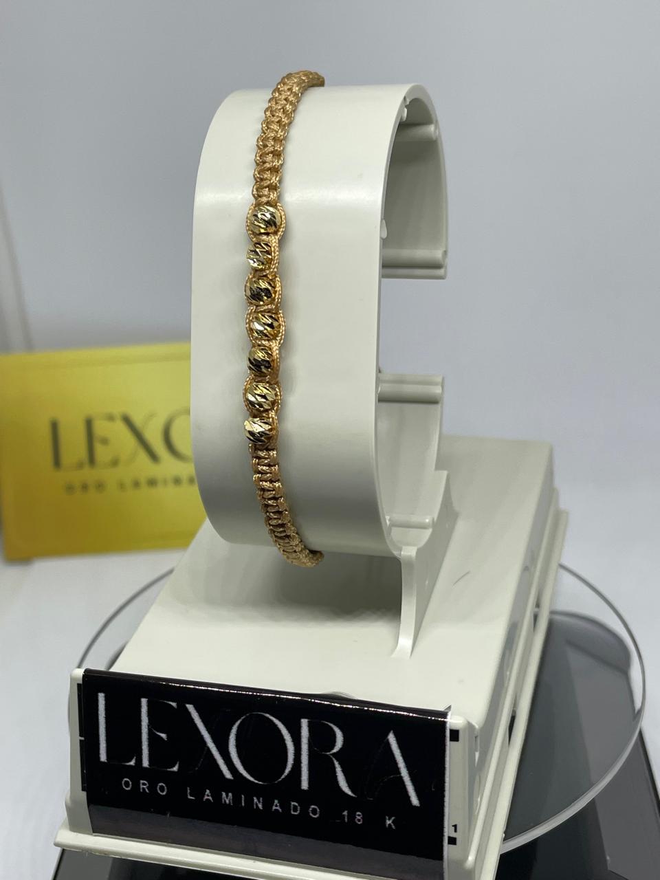 PULSERA EN MACRAME DELGADA